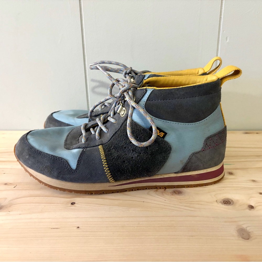 TEVA Women's Highside '84 Mid Suede Hiking Boots Gorpcore Blue Sz 9